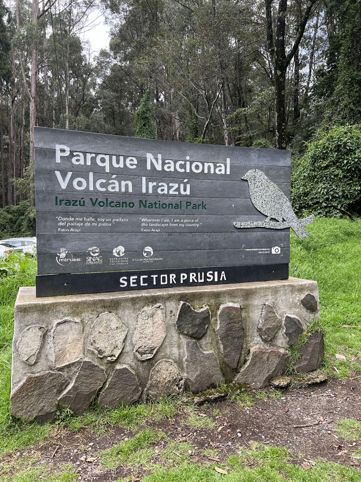 Volcán Irazú, Valle Central — Costa Rica Travel TV